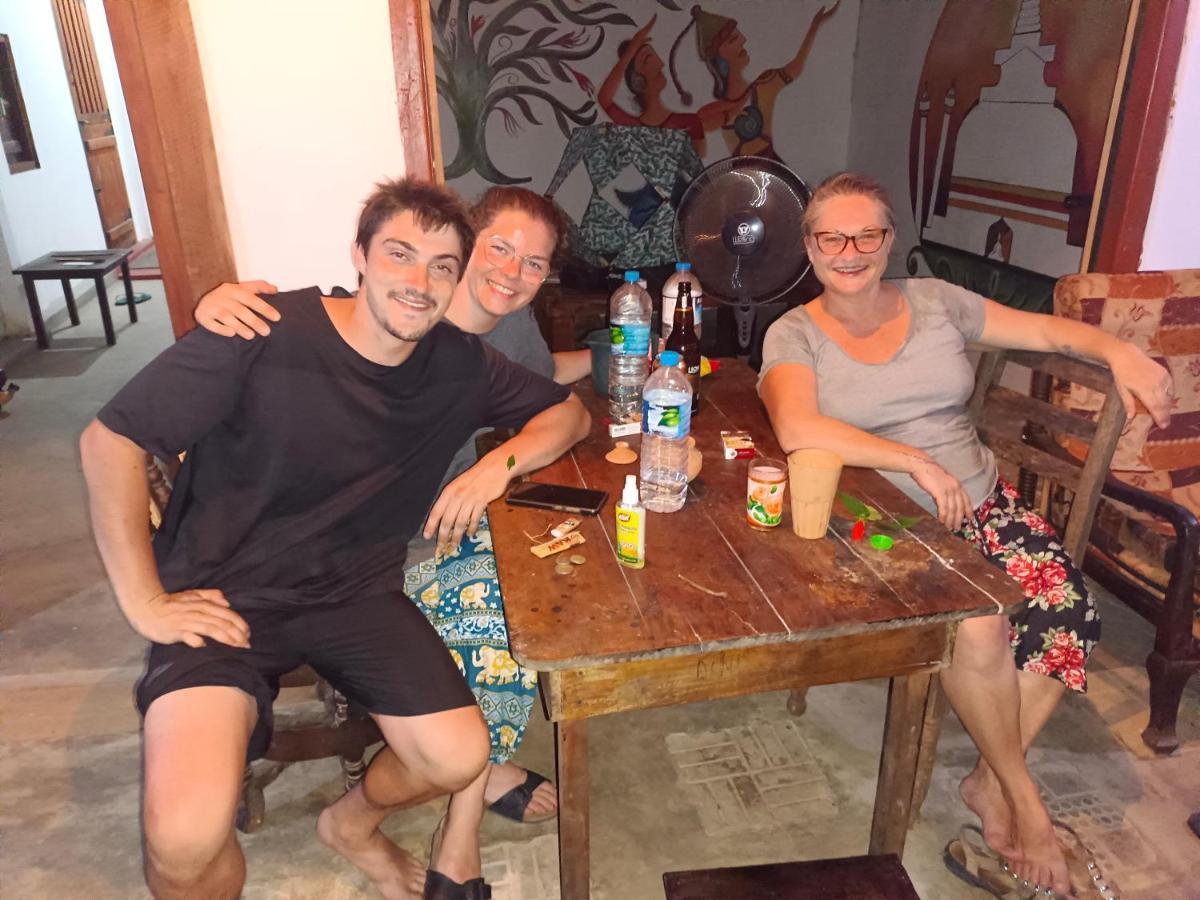 Mamisa Cafe, Home Stay Habarana Luaran gambar